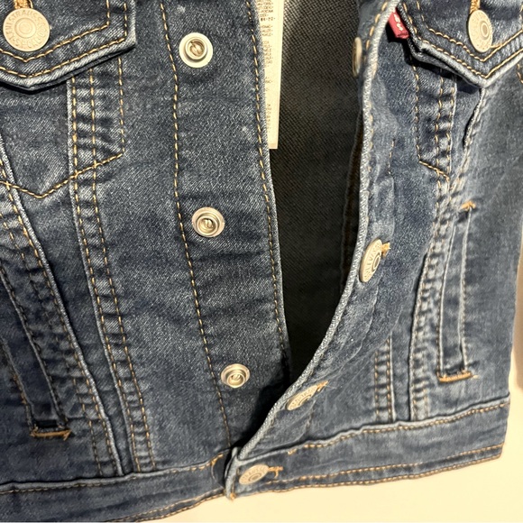 Levi's® Toddler Boys' Indigo Trucker Jacket Med Wash hybrid hoodie  jean jacket - Picture 8 of 10